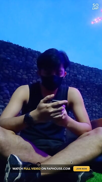 Sesi Luar Twink Asia Dengan Cumshot