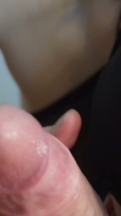 역대급 관능적 펠라치오, 입 안에 사정하고 정액 삼키기 - POV | 클립 2