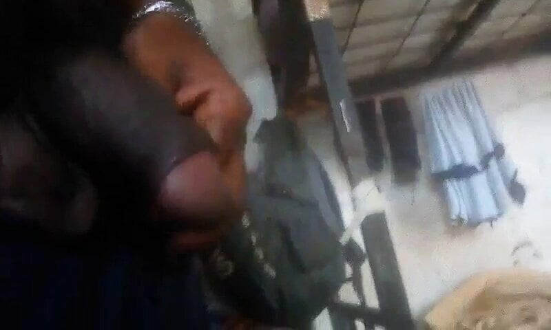 Sri Lankan guy handjob