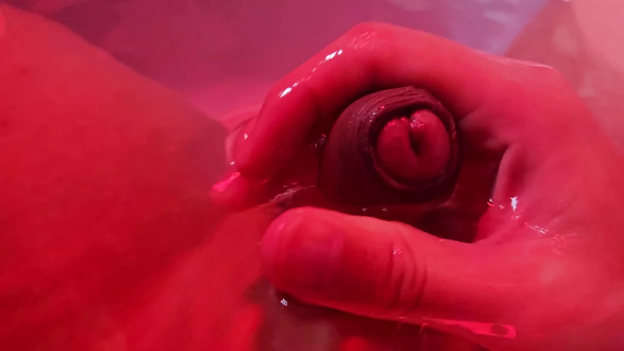 Cumming Underwater