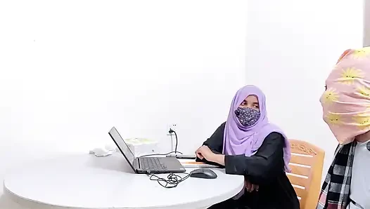 Hijabi Hot bank manager fuck by desi village Farmer Desi chudai xxx