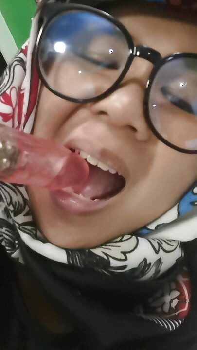 Pov : gadis indonesia viral di kamarnya