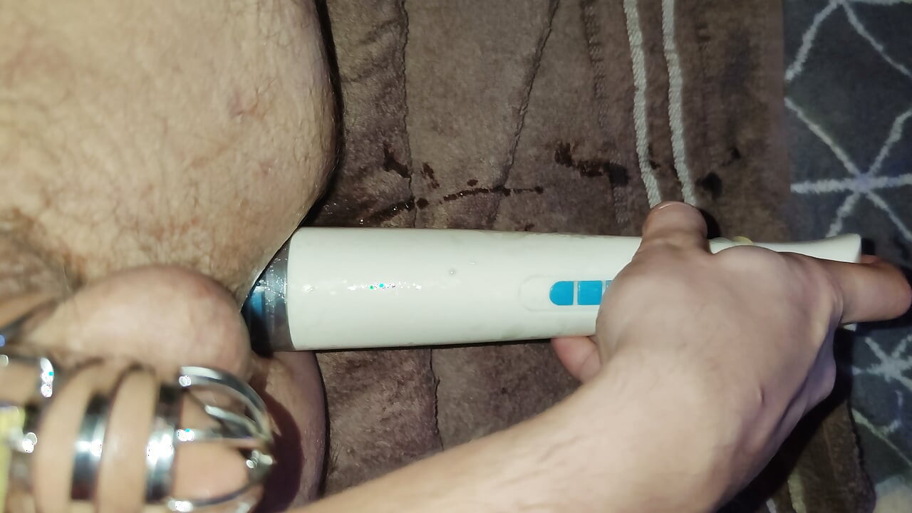 Analslave double dildo and magic wand anal insertion