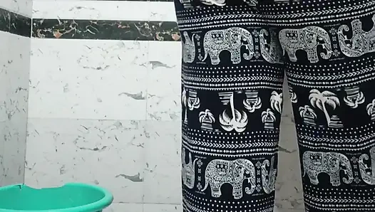 Прия бхабхи с большой задницей и сексуальным телом, съемка