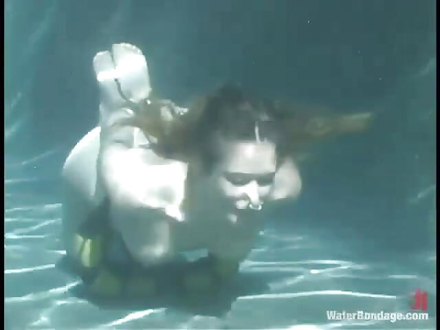 Brooke Bound i Jade Marxxx