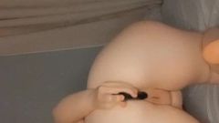Dicker Hintern spielt mit ihrem Arschloch, MILF, vibrierend anal