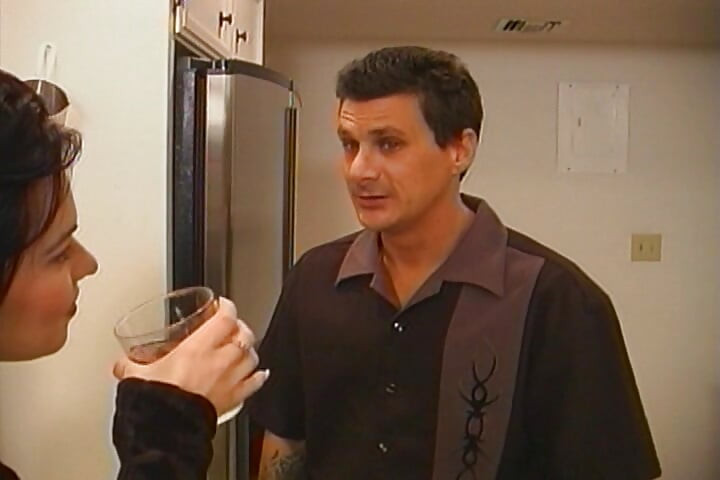 Horny Brunette's Kitchen Oral Adventure