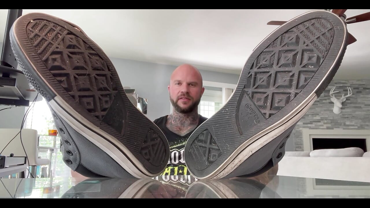 Do You Deserve to Worship Daddys Feet?