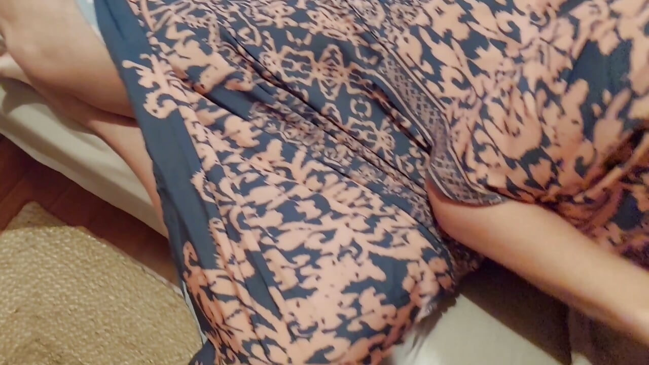 Amateur Blonde Mature Wife Enjoys Oral and Foot Worship
