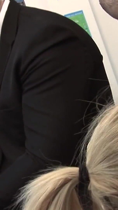 Must-see okamžik z "šéfka dává kundu svým zaměstnancům!"