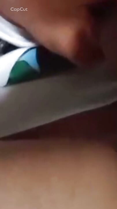 Gadis cantik