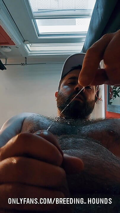 Derek compilation of juicy cumshot.