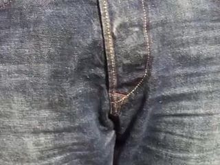 Mojando mis jeans ...