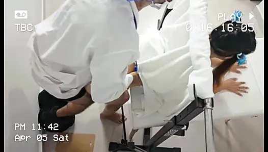 Jinekolog cep telefonunu kaybediyor ve hastalarının videolarını sızdırıyor