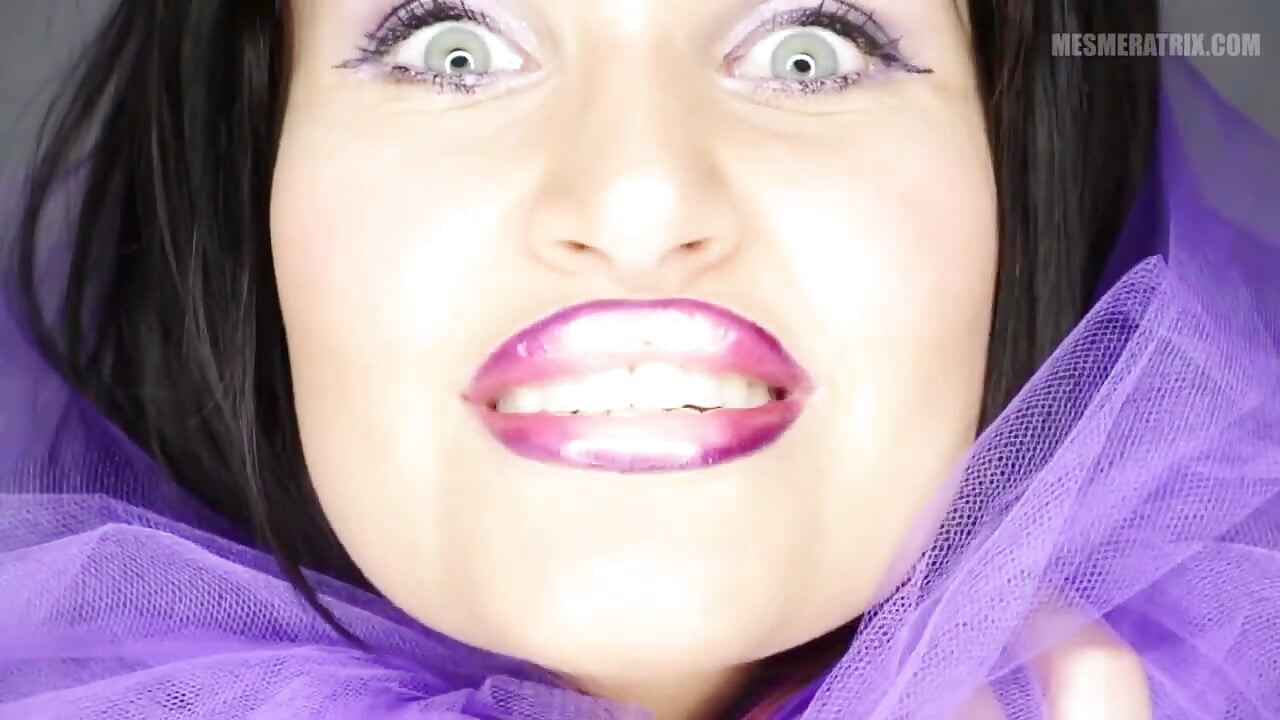 Jangan buka mata awak