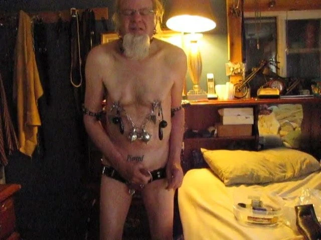 Masturbating with my New Piercing...