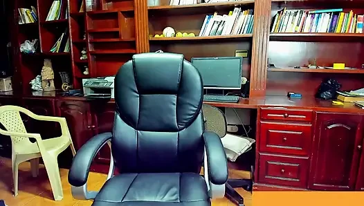 My coworker uploads the anal video to her PC for a salary increase