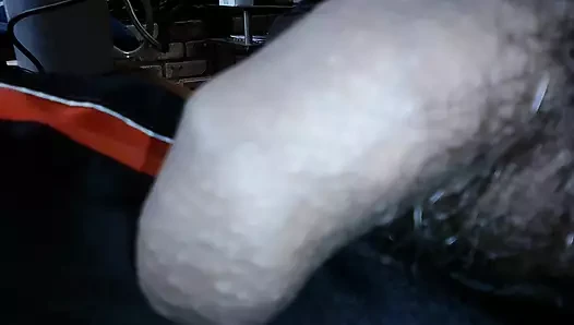 Süt dolu büyük penisli genç Kolombiyalı porno