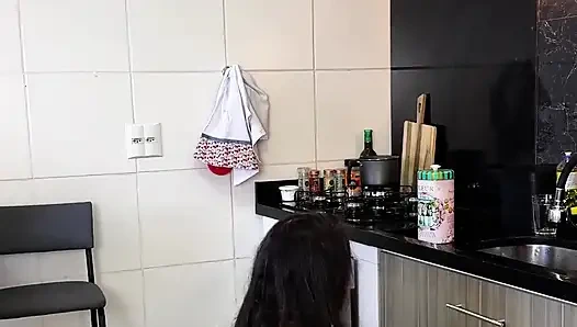 Basit bir kahvaltının, her şeyin başlangıcını yeniden yaşama davetine dönüşmesiyle başlayan şey