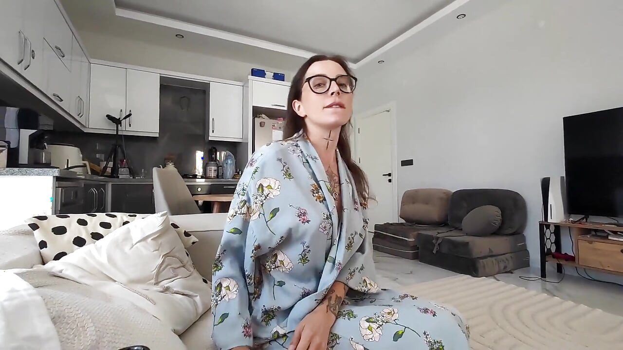 Breeding My Hot Step-stepmommy