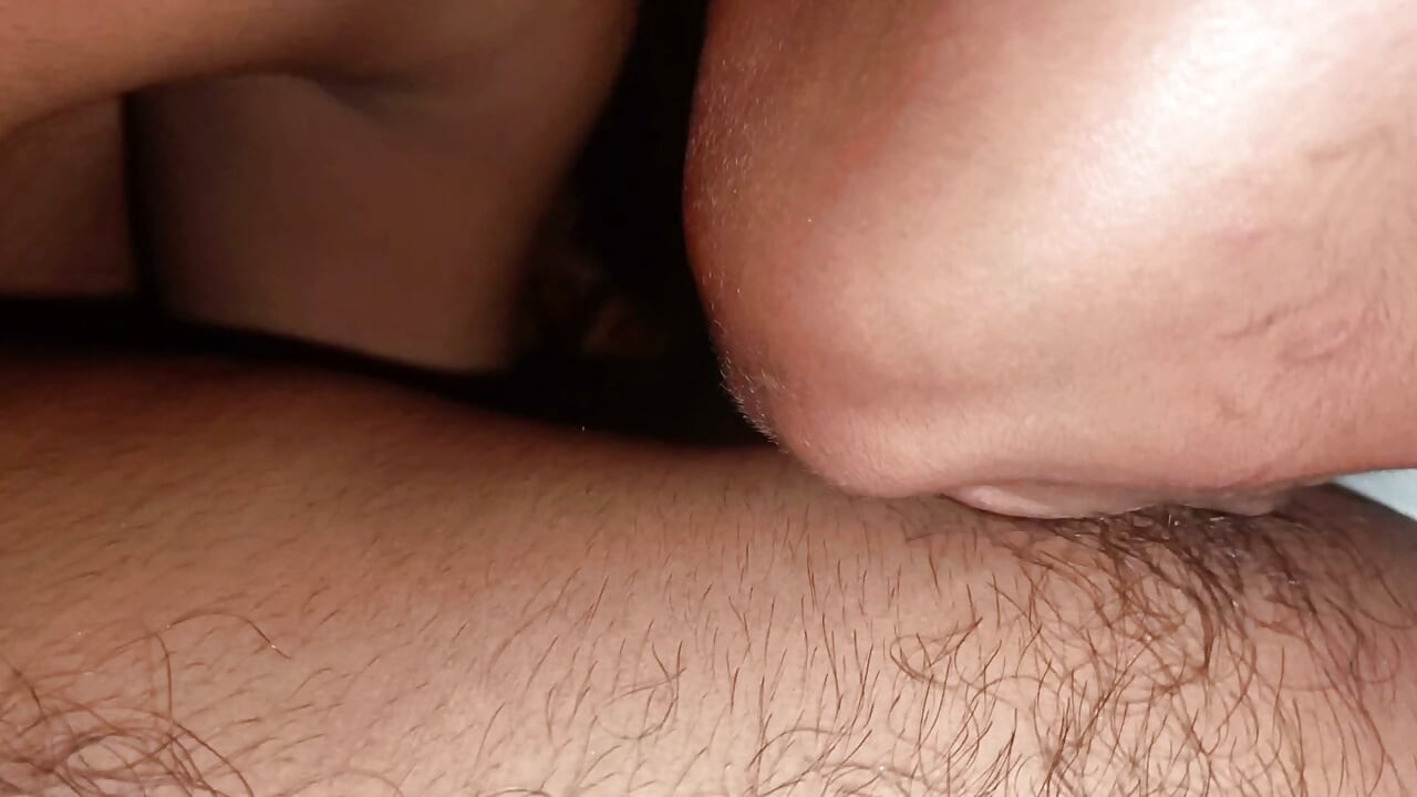 Part-3 콜카타 핫한 여대생이 페이잉 게스트로 내 집에 머무는 동안 최고의 카우걸 어드밴스 주기 Reevesgril 하드하고 고통스럽게
