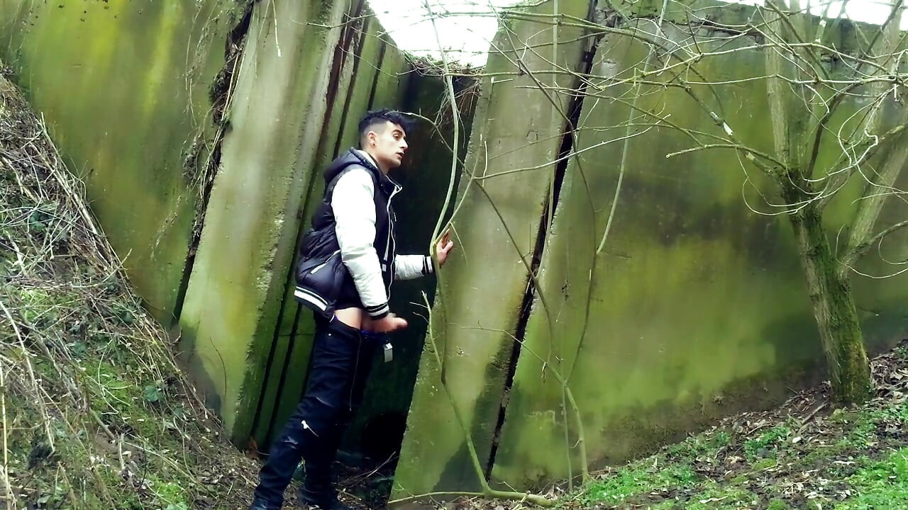 Autumn Jerk off Under the Bridge - From Soft Cock Till Cum