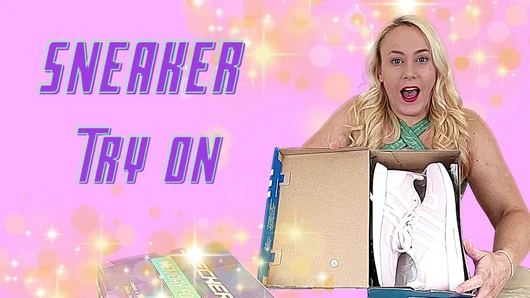 Hot blonde Sneaker unboxing