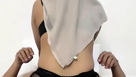 My muslim wife with sexy lingerie riding my dick