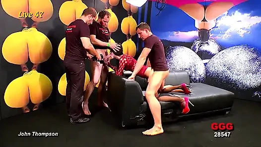 Fünf Geile Cheerleader-schlampen Fausten Und Squirten in Lesbenorgie!