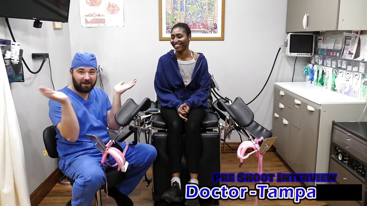 Dr Tampa - 1-й гінекологічний іспит Дейзі Мінкс