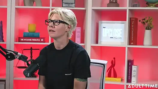 Octavia red: christian dewasa & pecinta bokep gay - podcast khusus orang dewasa