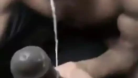 Babanın sikini emmeyi seviyorum