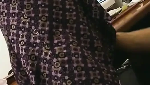Tante seksi rambut cokelat dientot habis-habisan