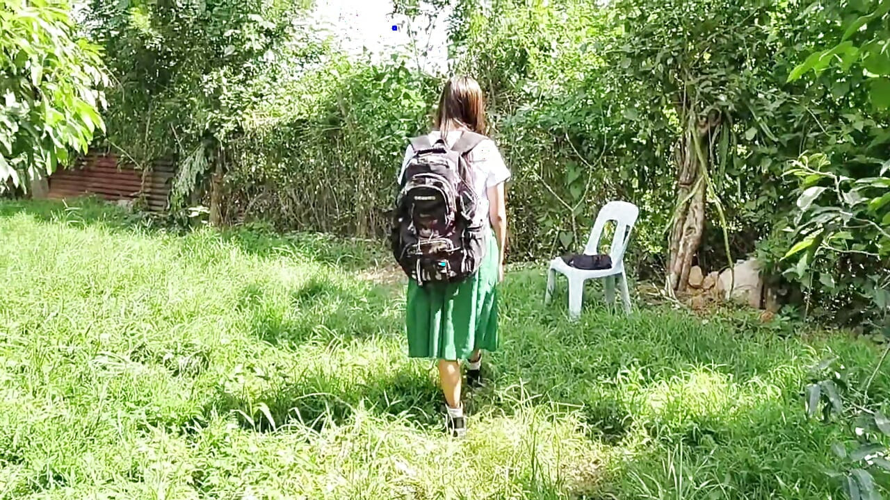 ESTOY LISTO PARA DAR MI VIRGINIDAD A UN CHICO DE GRANJA