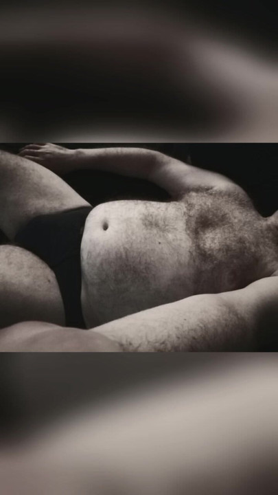 Big Hairy Daddy Bear showing off...