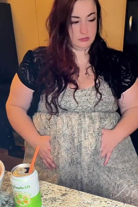 BBW Burps & Wet Farts After Pasta Binge Real Stomach Reactionsby Bella Blast