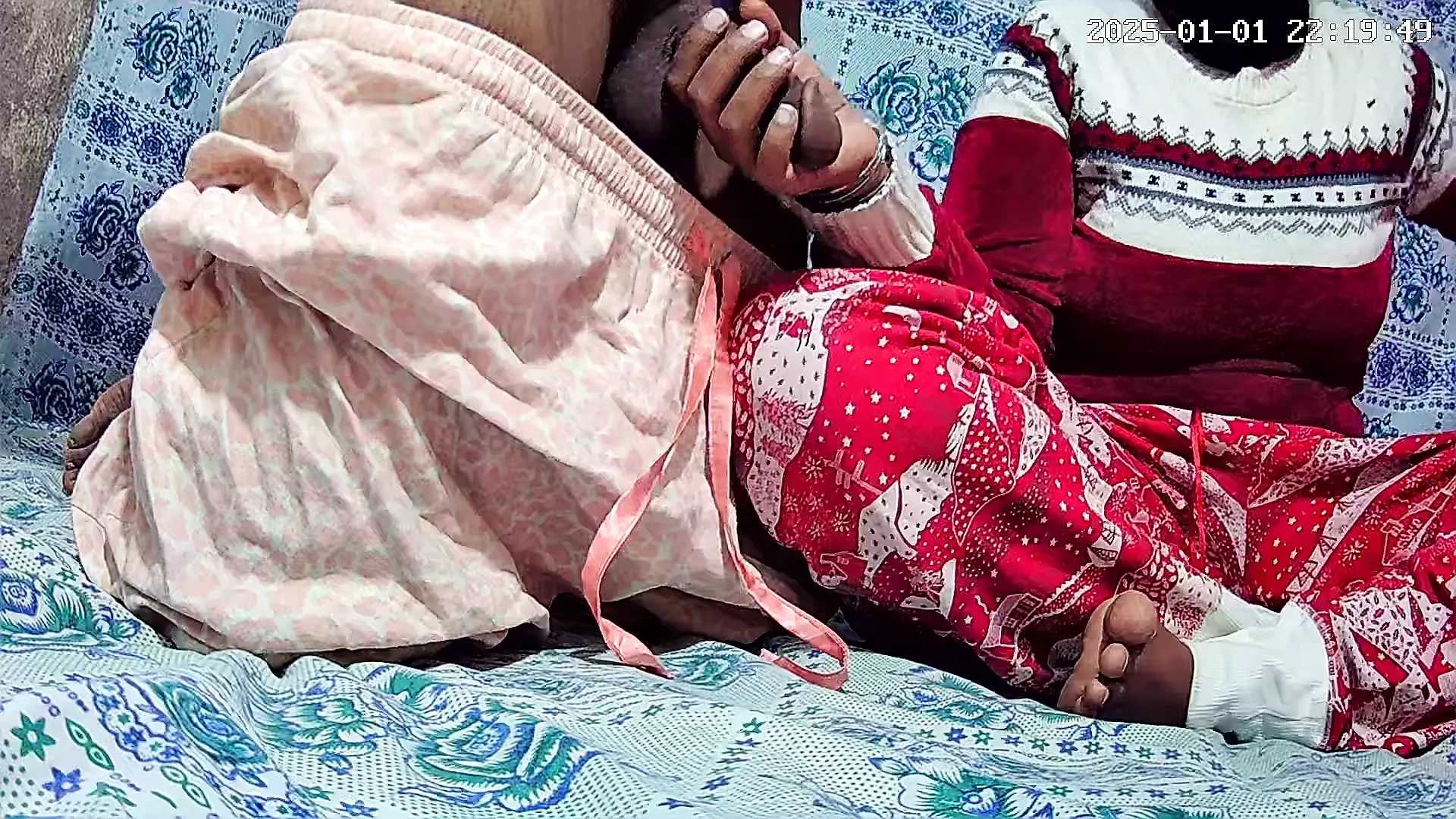 Awek dan budak lelaki India bertetek besar berkongkek xnxx 2754