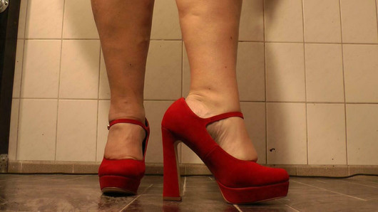 Annadevot - solo tacones altos y pies :-)