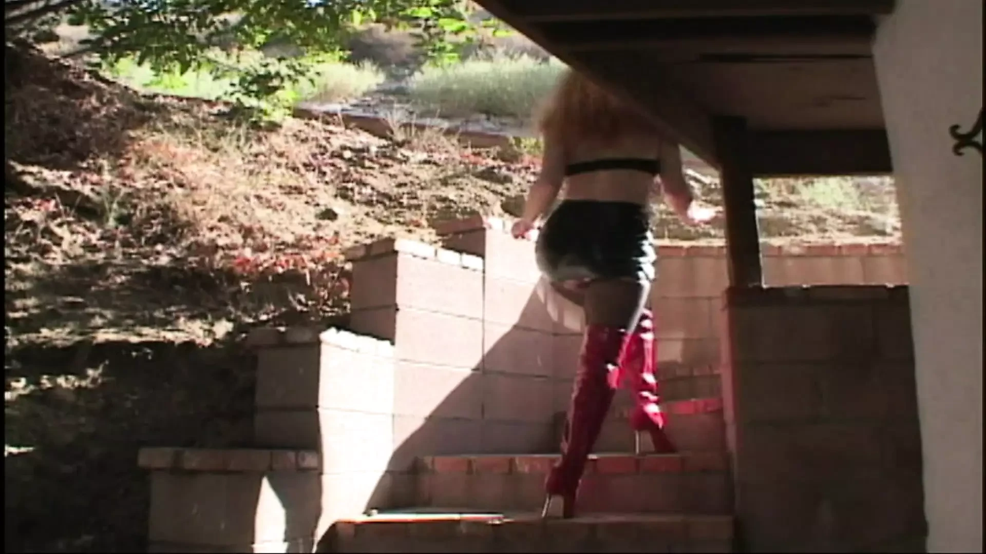 Audrey Hollander - handjob,cumshot