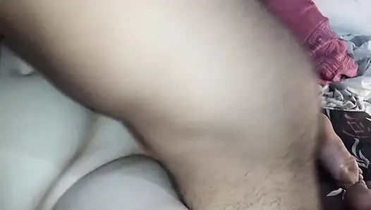 Nymphomanische ehefrau wurde verrückt über den schwanz ihres freundes, wurde ganz nass # 3
