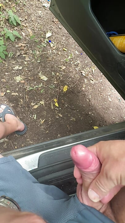 Masturbasi di hutan Phalempin