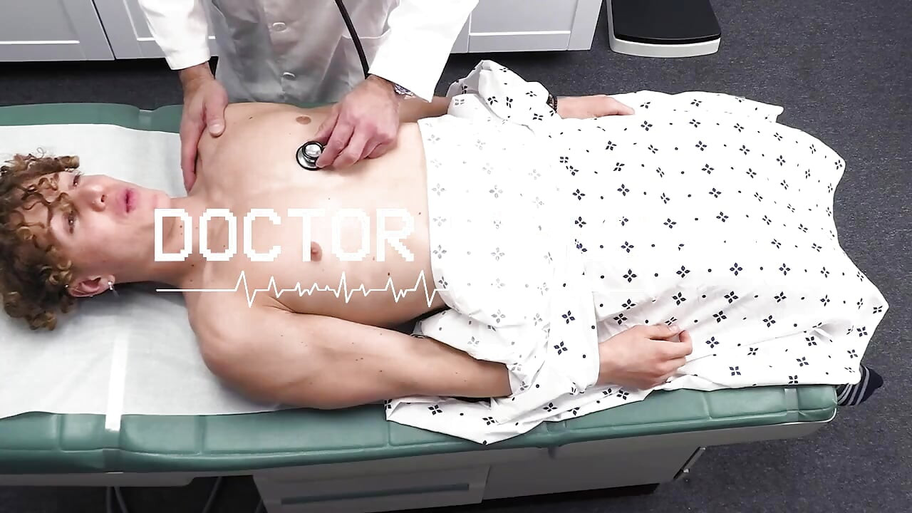 Russischer missionarsjunge bekommt von ihrem missionarsführer seinen arsch tief gebohrt