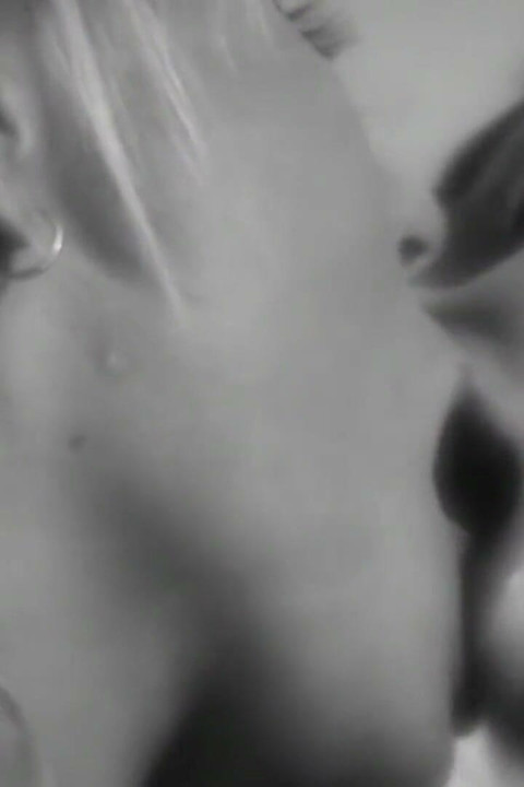 One of the Most Powerful Skills in a Lesbian Arsenal Is the Humble Kissing Move