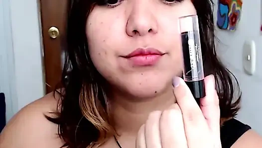 Lipstik, ciuman dan blowjob