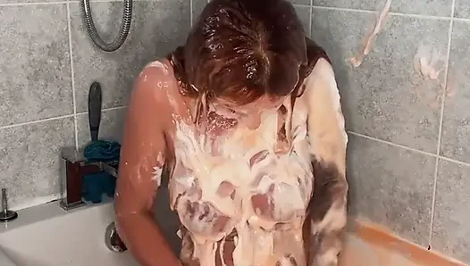 Ngocok sampai dicrot di muka dan gunging yang ceroboh