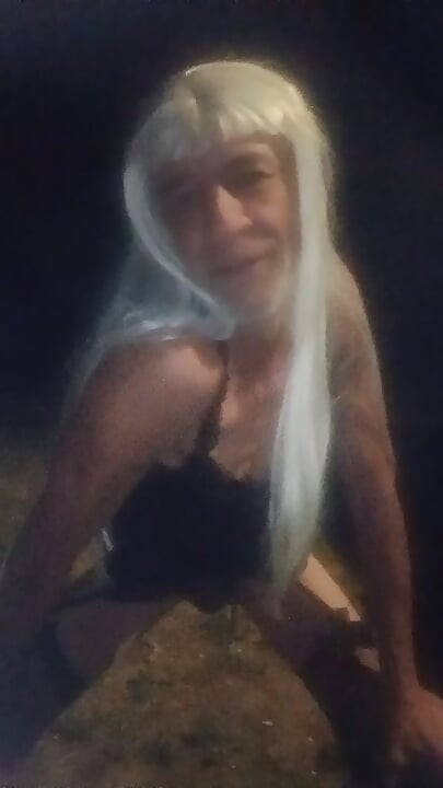 Sissy Stacy outside fun