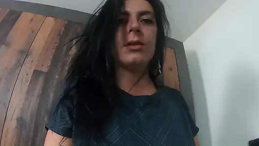 Geile MILF pOV necken. Dicke titten, schmutzige Gedanken und freches solospiel