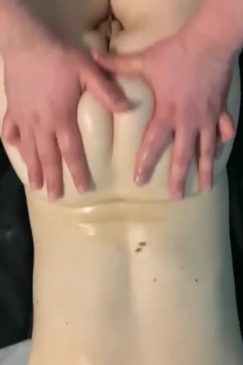 Part #2 She Gets a Sensual Massage From Her Boyfriend with an Amazing Ending