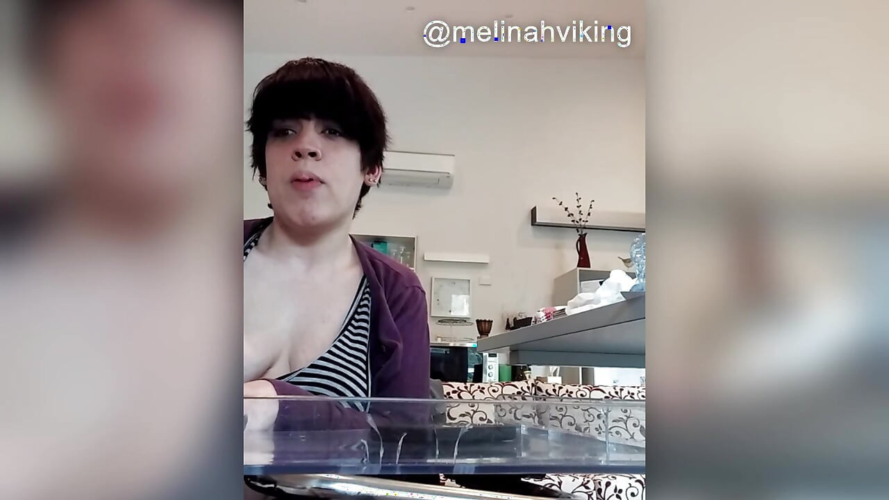 Wanking στο σπίτι μαζί μου