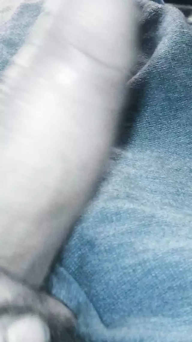 Young Colombian porn in my room I masturbate